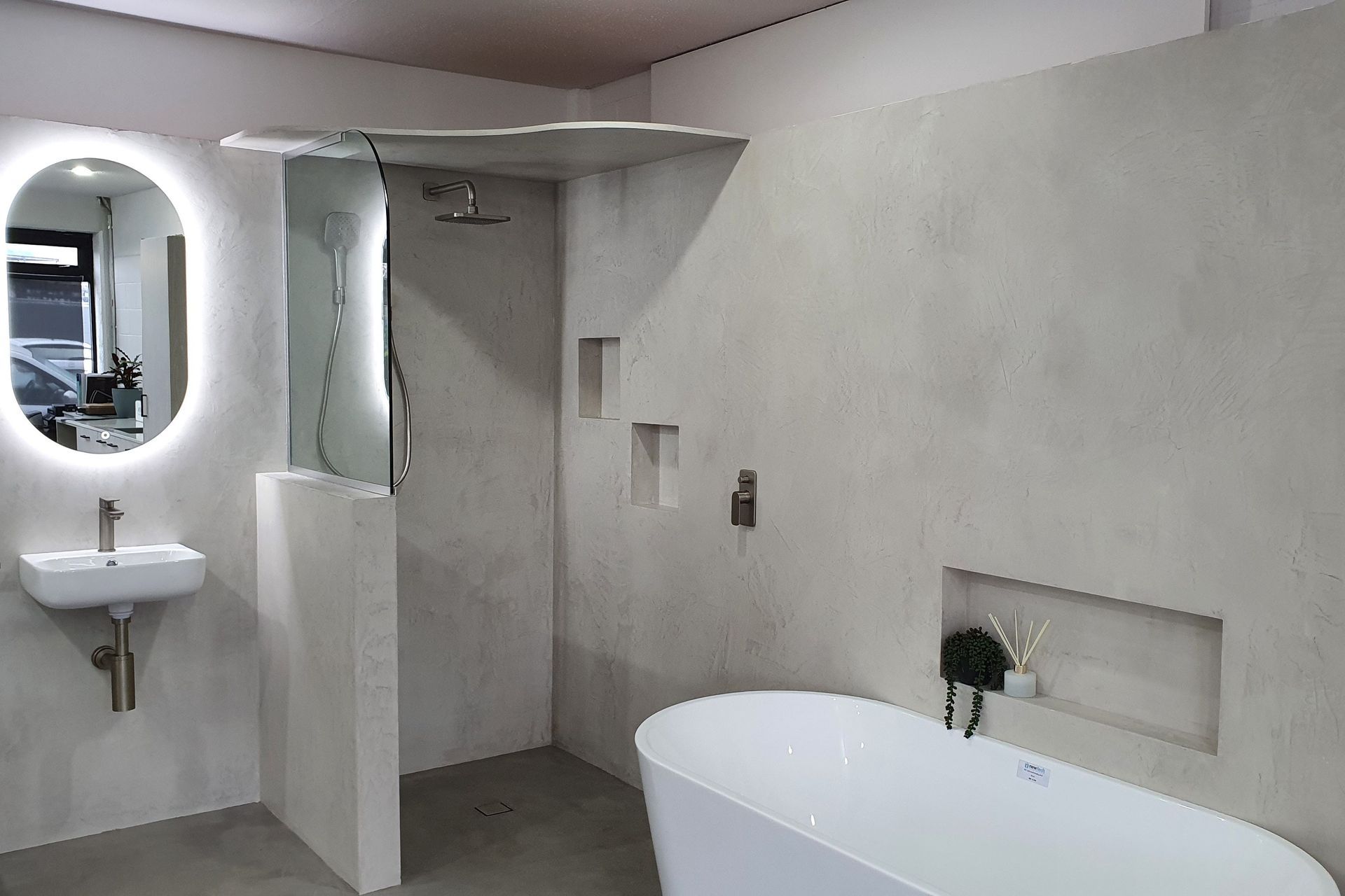 Microtopping is available in a range of contemporary colours.