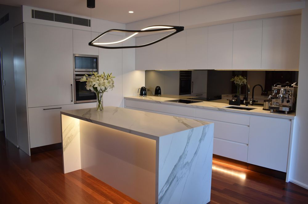 A timeless aesthetic of the Modern Marble Kitchen
By JPC Kitchens