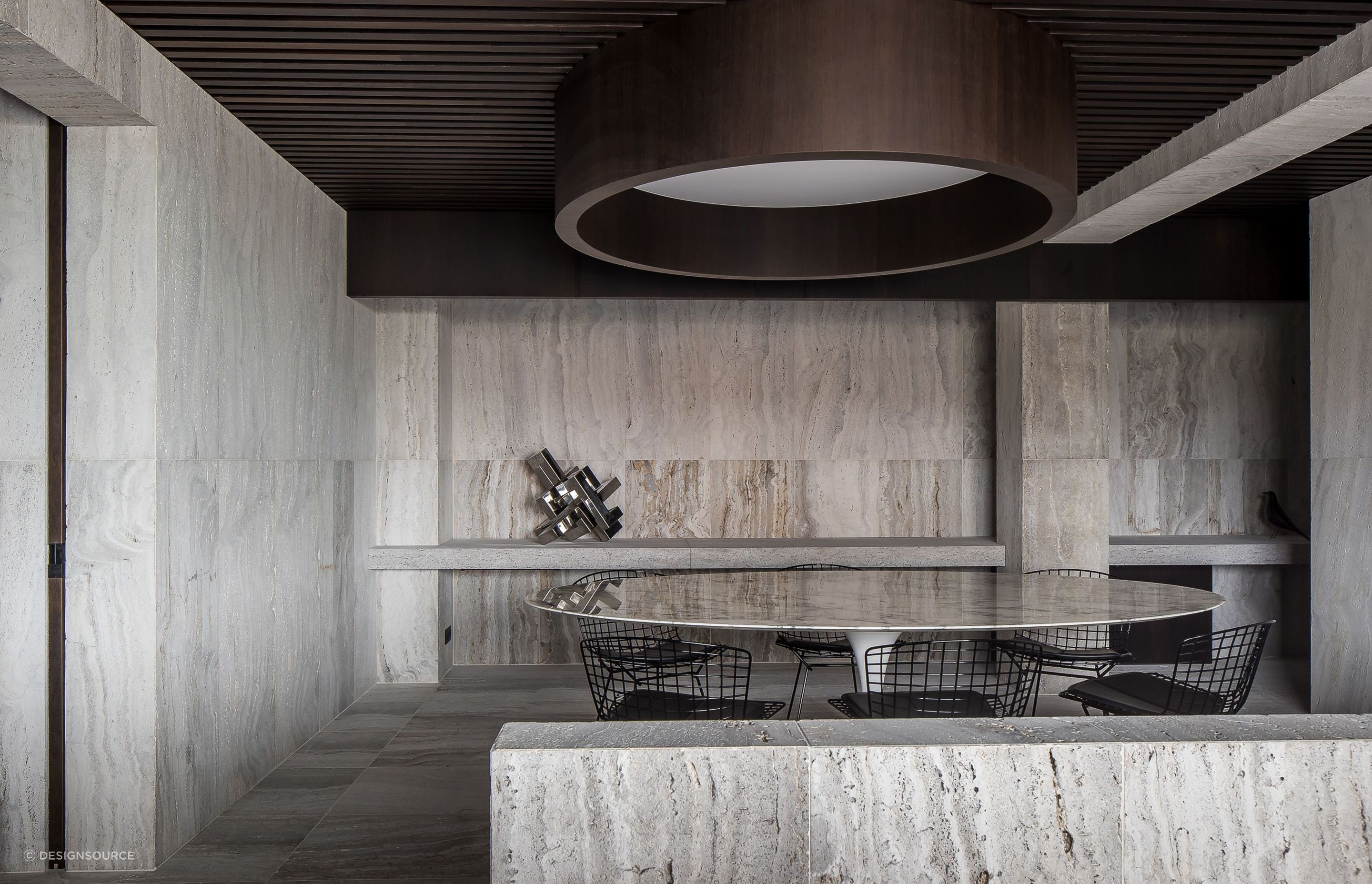 Options like the Muzillac Veine Travertine can be used in a variety of different applications including interior and exterior cladding.