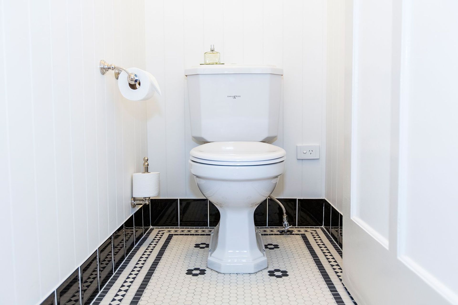 Design extras such as designer toilet roll holders can compliment a new toilet suite well.