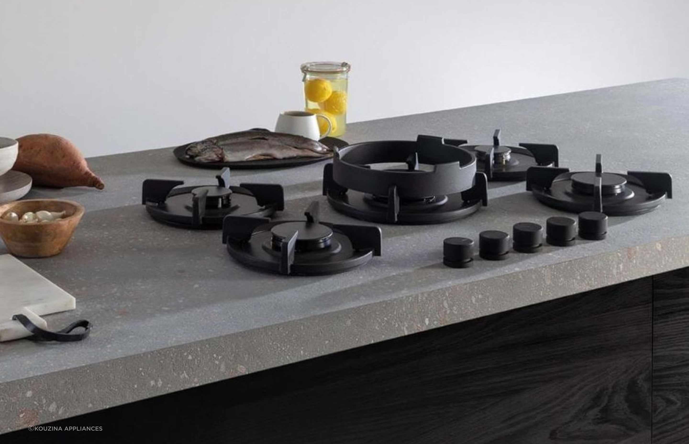 Integrated gas hobs like the PITT ELBRUS 5 Burner Cooktop offers seamless aesthetics.