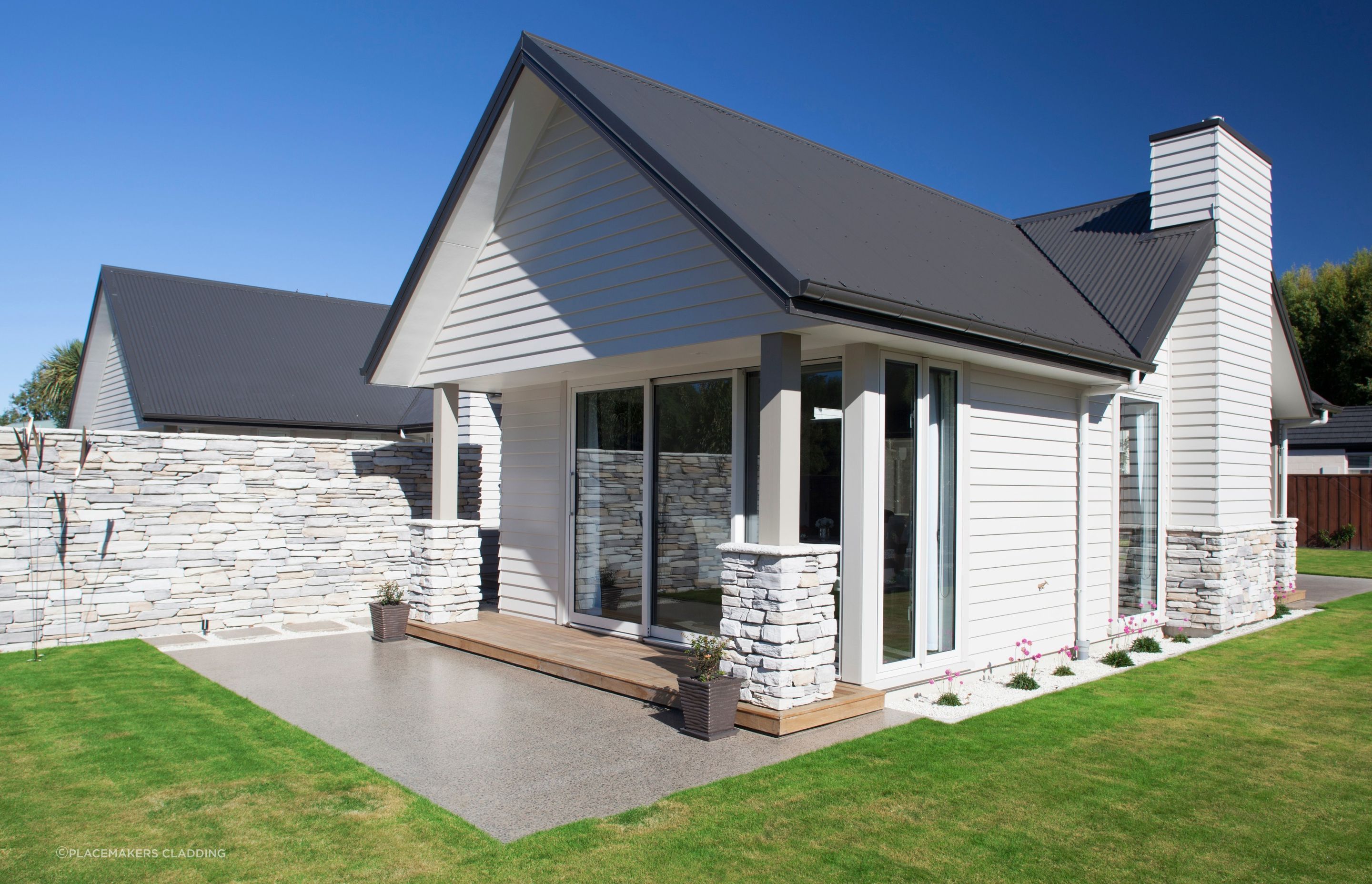 Palliside uPVC Weatherboards By Dynex from PlaceMakers Cladding.