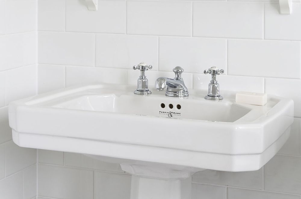 Perrin & Rowe Traditional Basin Set with Low spout
by The English Tapware Company