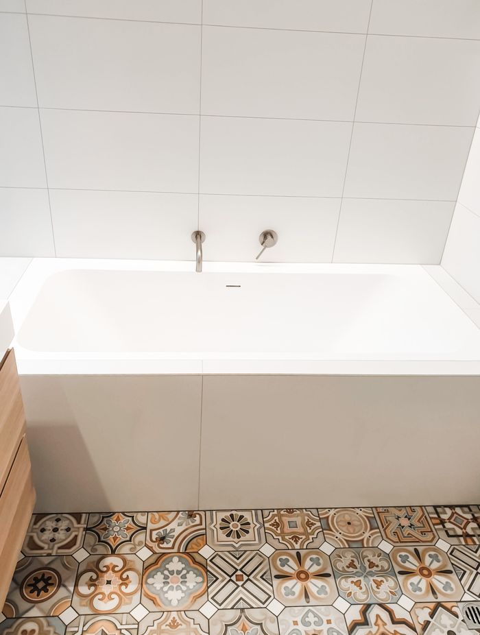 Emily ST28 1800mm Built-in Stone Bath
By Stonebaths