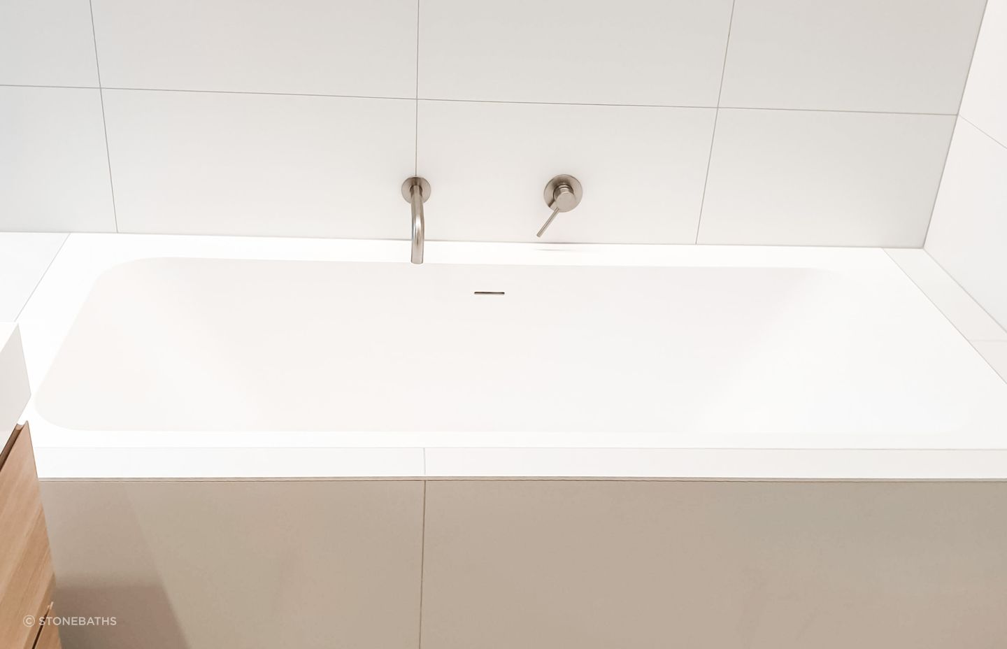 Emily ST28 1800mm Built-in Stone Bath
By Stonebaths