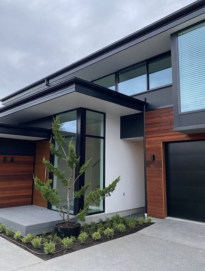 DJ Hewitt Builders works with a network of architects and designers to help their clients create the right home for them.