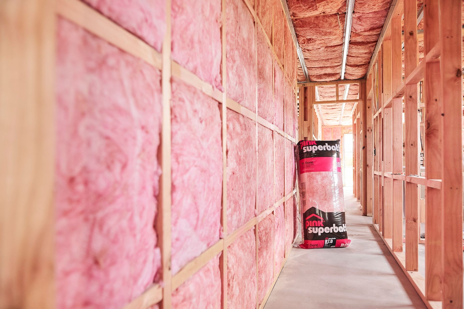 Pink® Superbatts® insulation is a highly popular type of glasswool insulation on the market in the New Zealand.