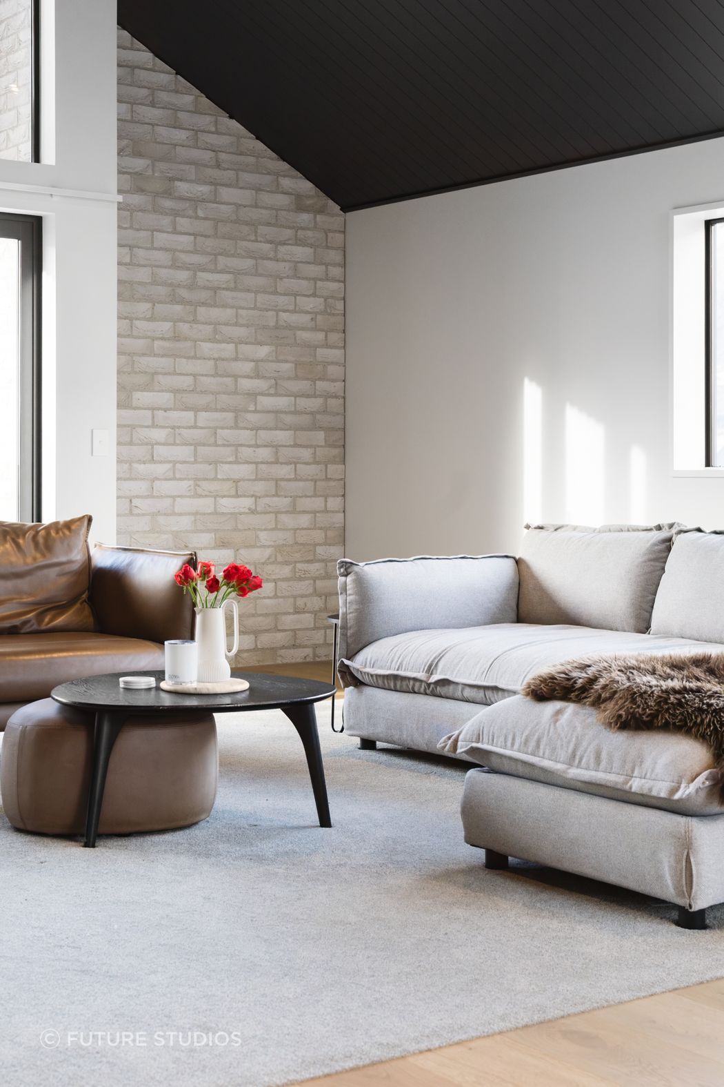 Interior shot of a modern new build in Jacks Point for Toitoi Residential.