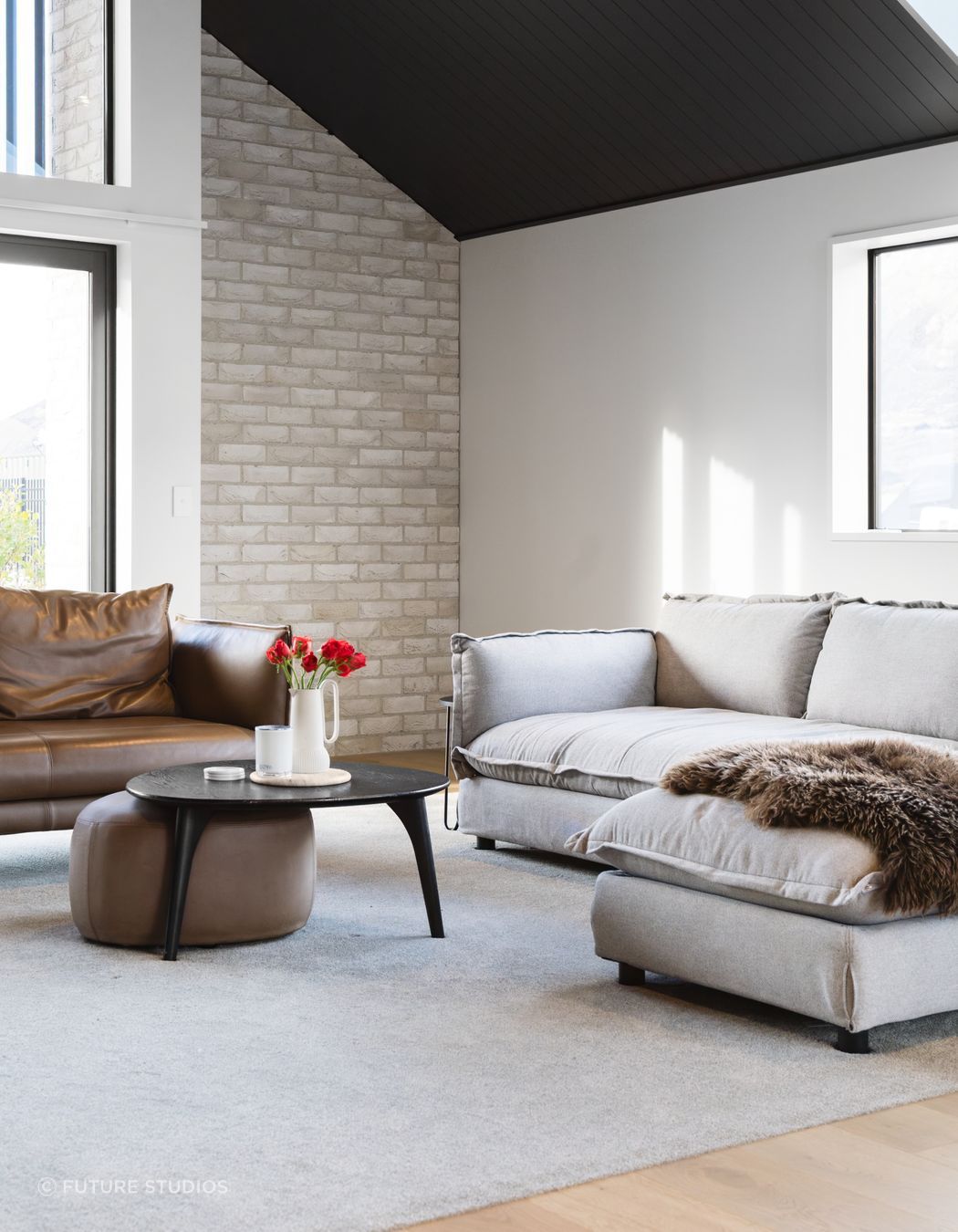 Interior shot of a modern new build in Jacks Point for Toitoi Residential.