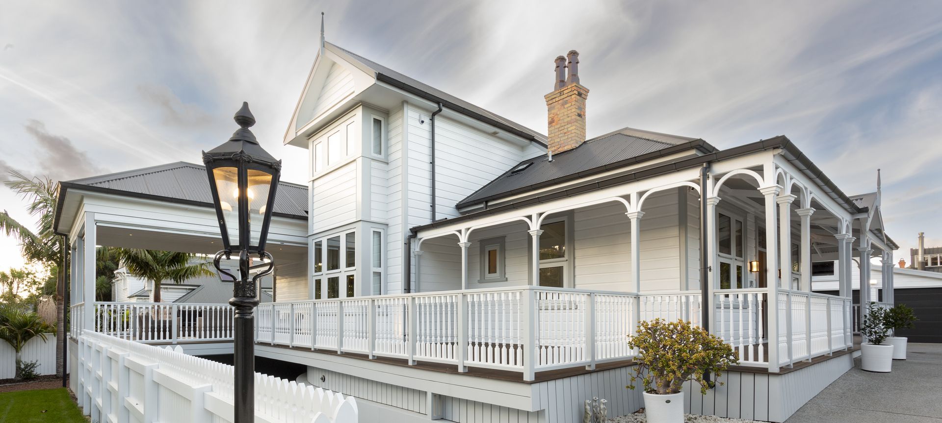 This stunning renovation by Broswick Builders on Auckland's North Shore showcases the meticulous work of the building team. Photo credit: Isaac Matz
