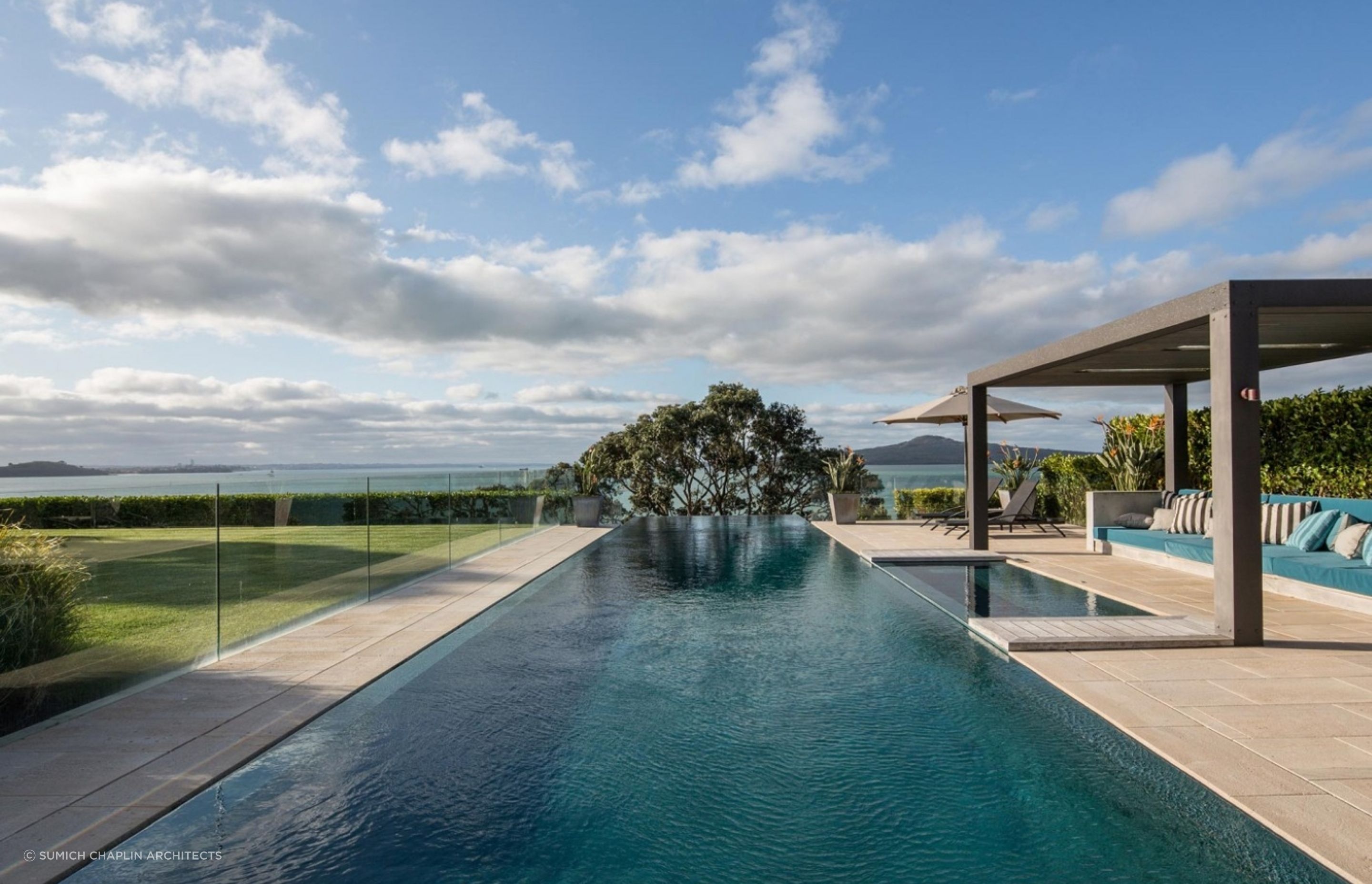 An idyllic use of a gazebo in this stunning property in St. Heliers. | Photography: Jeremy Toth