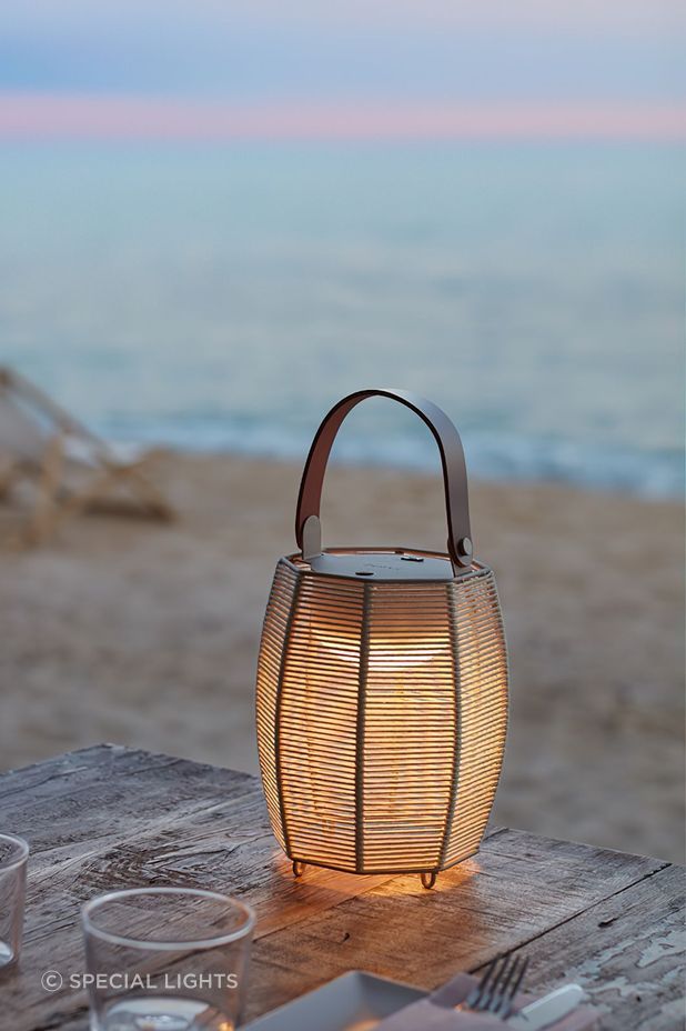 Tanit Portable Lamp
By Special Lights