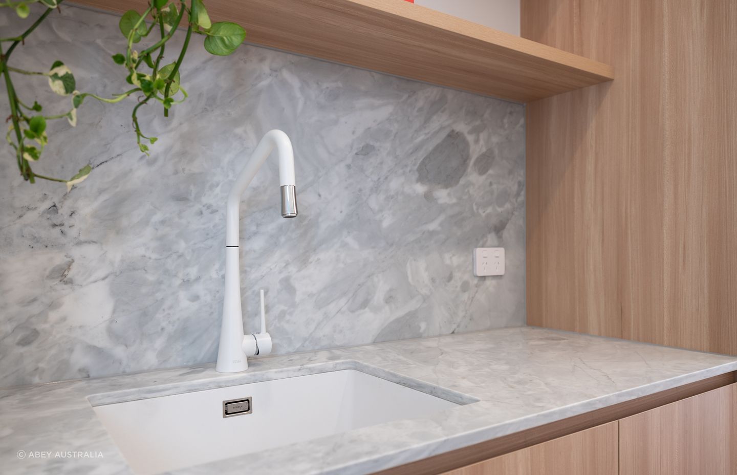 The Armando Vicario TINK-D Kitchen Mixer boasts European design finesse with high functionality.