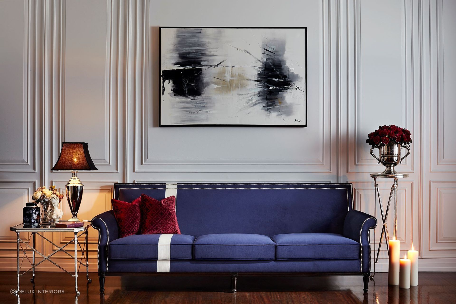 A primary colour for walls, secondary colour for large furniture and an accent colour for decor highlights — a formula that never fails featuring the elegant Team Sofa.