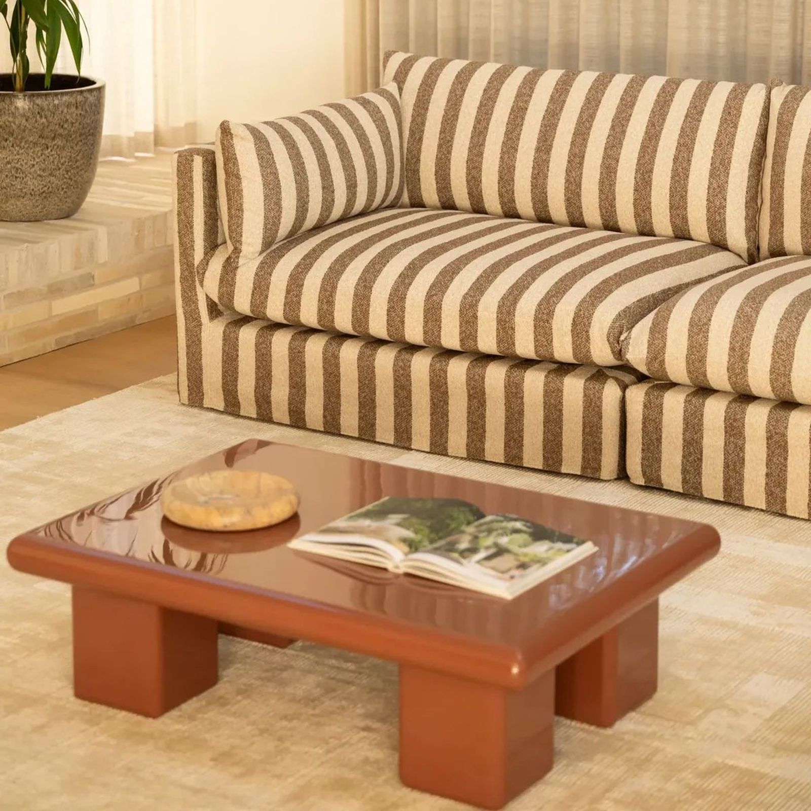 TotoCoffeeTable-BrickCarousel229f99508-d218-4669-a045-86c7d00ccd3a.jpg