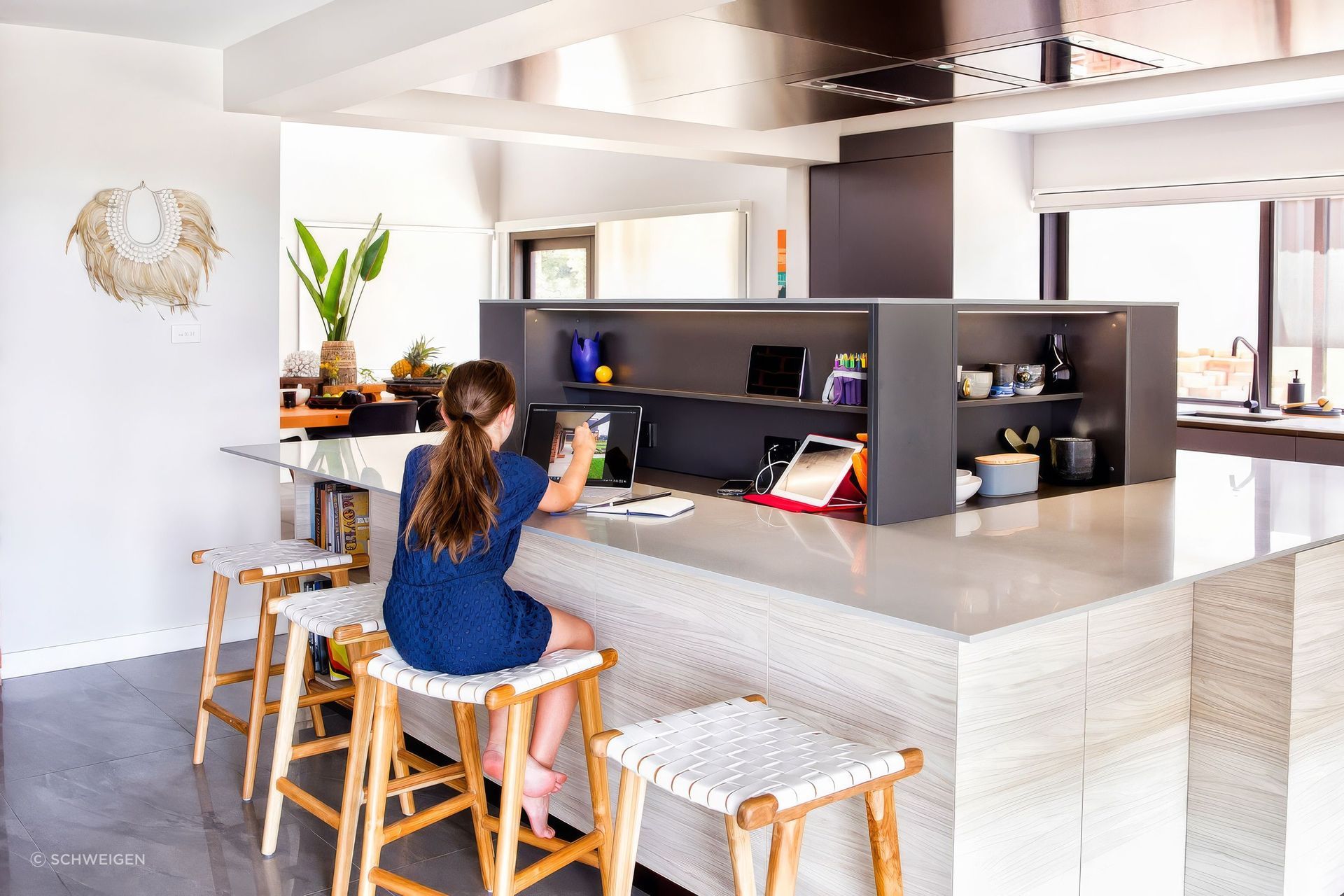 Featuring the Schweigen UM422G-12S Silent Ceiling Cassette Rangehood