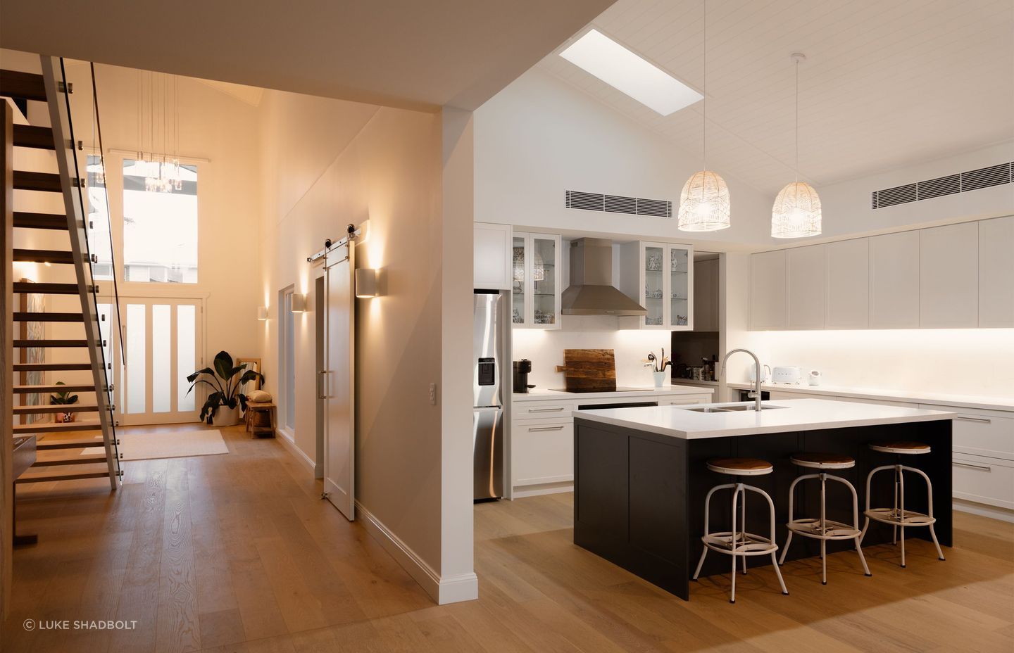 The intention for Sorrento House was to build a high-performing, Hamptons-style home. Part of the brief was for the home to be extremely energy efficient and produce more energy than it consumes.