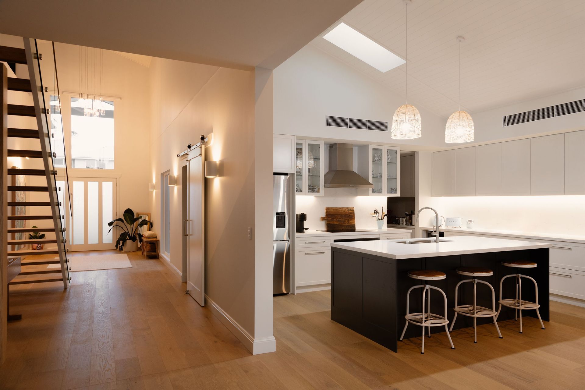 The intention for Sorrento House was to build a high-performing, Hamptons-style home. Part of the brief was for the home to be extremely energy efficient and produce more energy than it consumes.