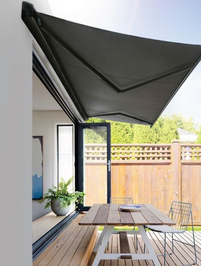 awning.jpg