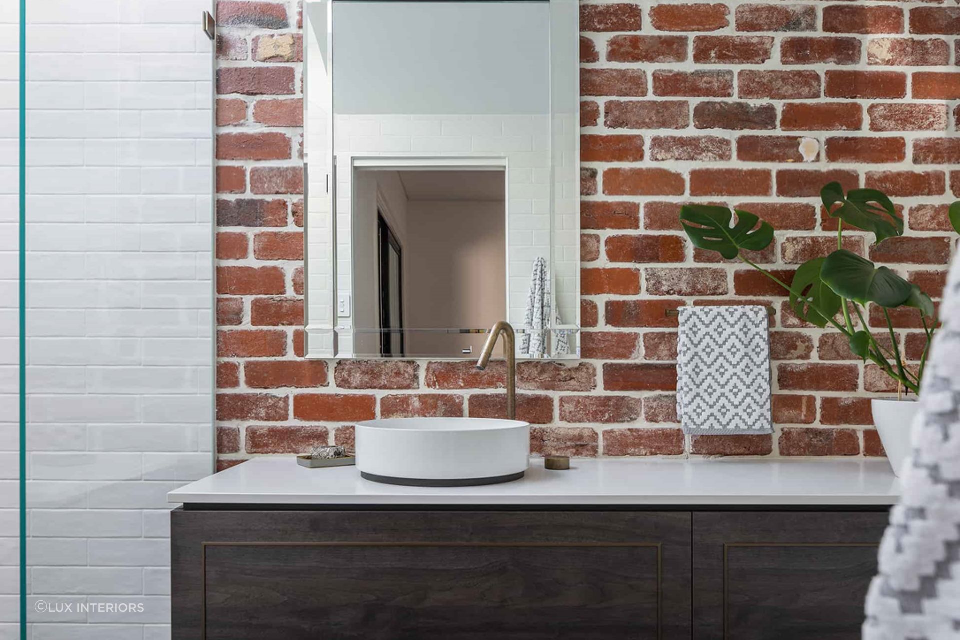 brick-bathroom-1.png