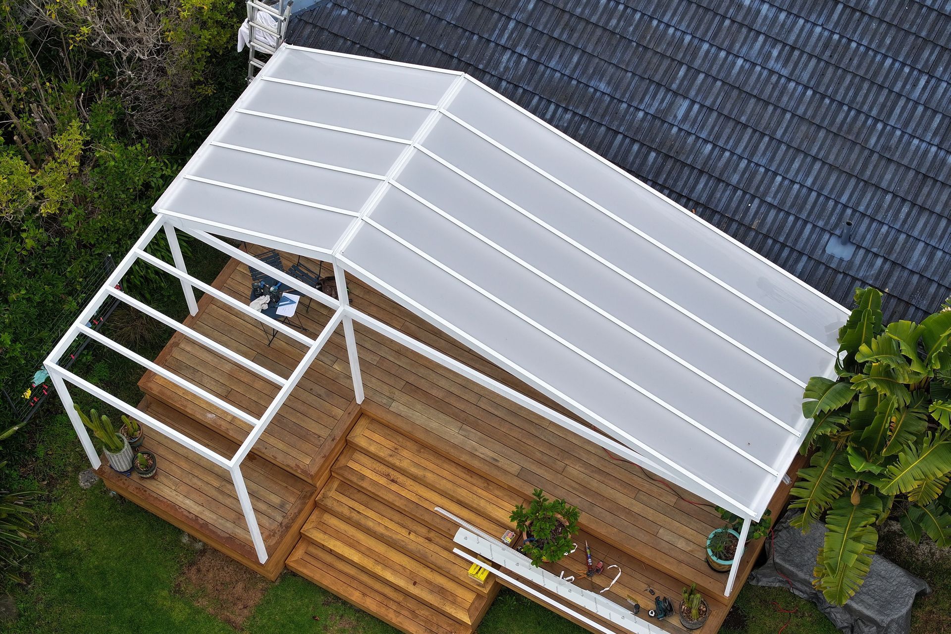 Post and rafter size can be customised to give different looks.