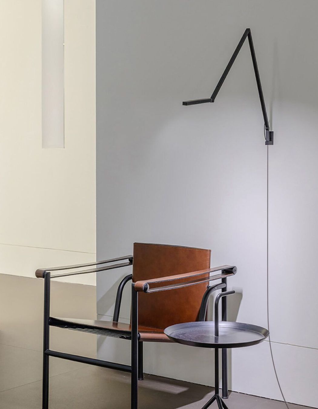 Untitled Linear Wall Lamp
by Mondoluce