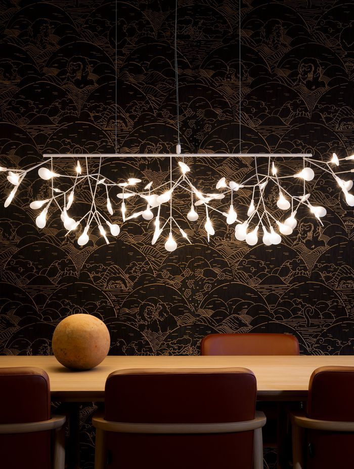 Heracleum III Linear Suspension Lamp
By Space Furniture