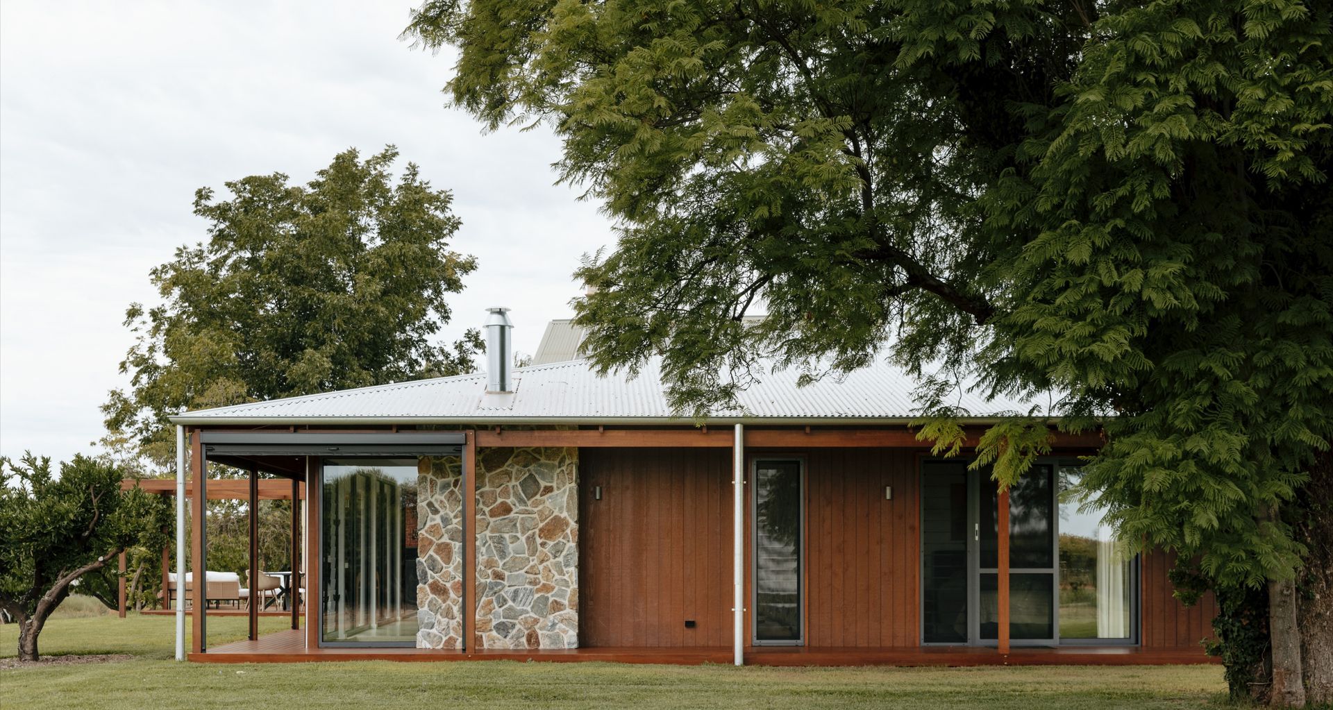 Architect - James Allen architect | Builder - Scott Meneghetti carpentry & building | Photographer - Christopher Morrison