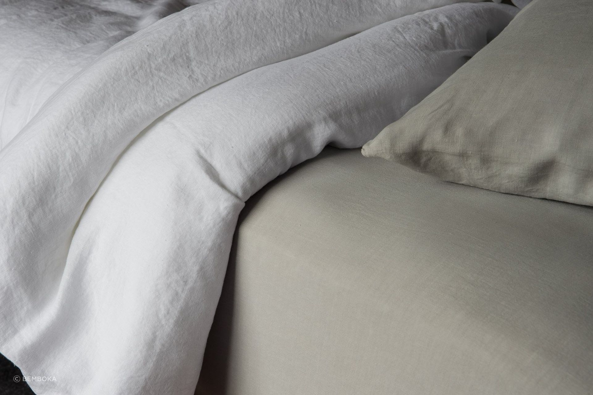 Fitted sheets serve as a functional bottom sheet option. Featured product: Linen Fitted Sheets Blush King- Single