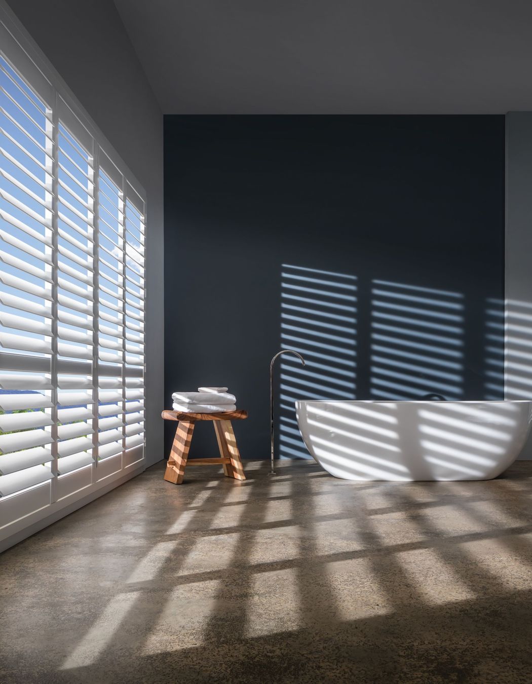 lrnzws-luxaflex-polysatin-shutters-with-powerview-automation-lxps-173-1720673542.jpg