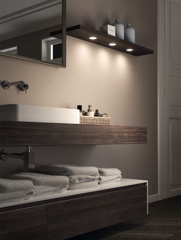 L&S Nube Round Emotion LED Light 12V
by Wilson & Bradley