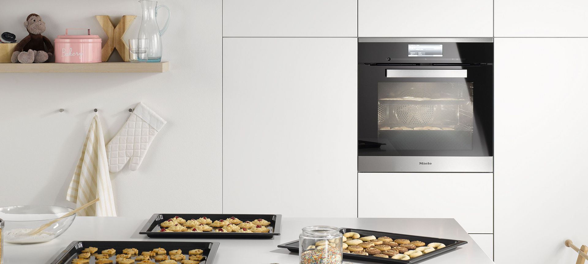 Miele Oven with M Touch Controls W.600 from Kouzina Appliances.