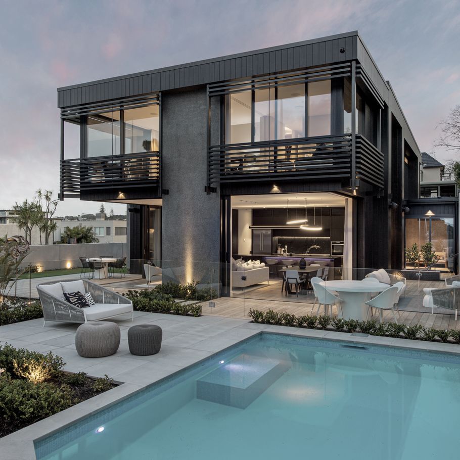 Customised Air Con Grille Enhances Luxury Kitchen