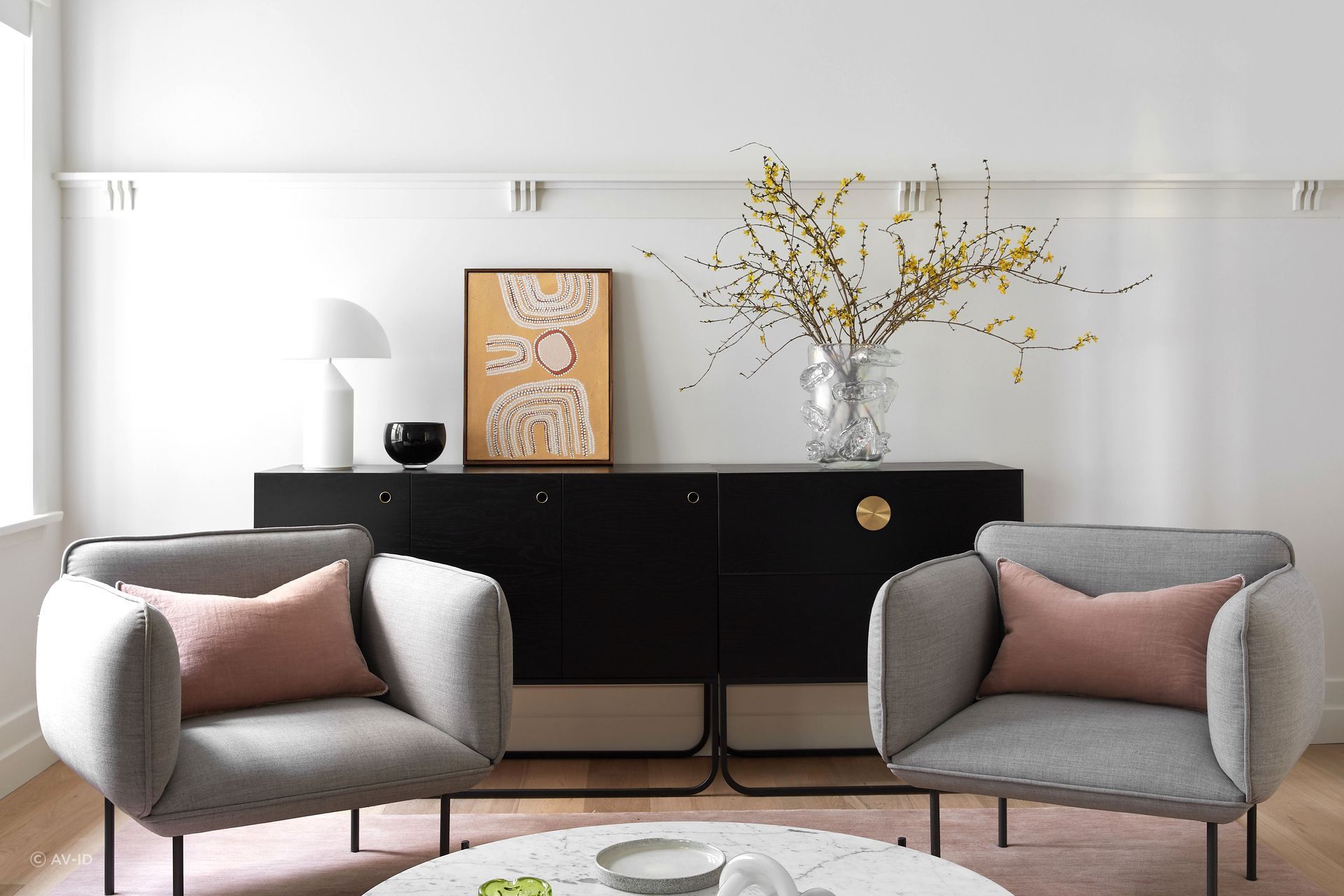 Art in the Newtown House renovation - Photography: Peter Marko