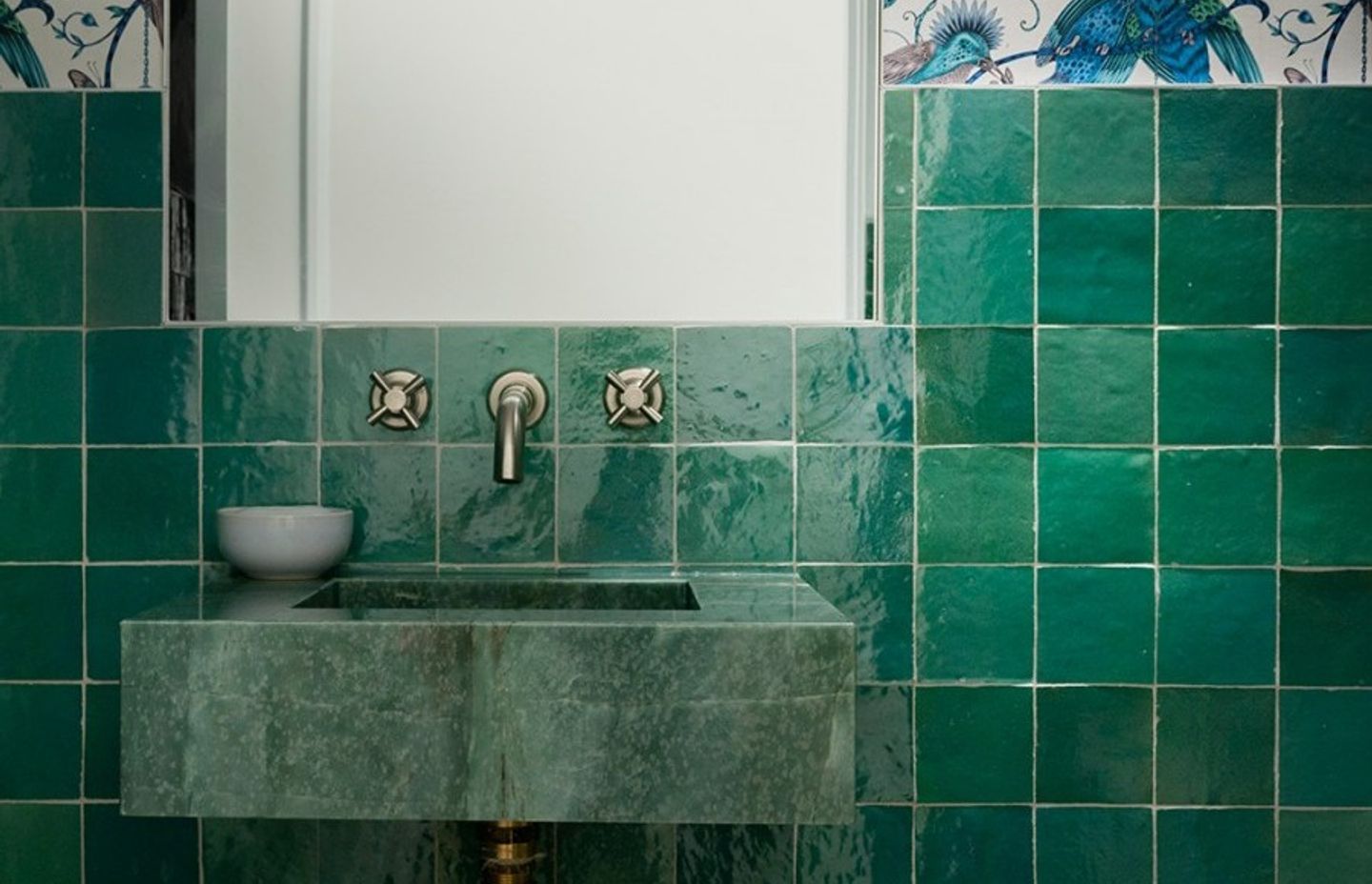 Bronte House by Alice Kerrison & Kate Bell is bold and contemporary | Photography by Anna Rees