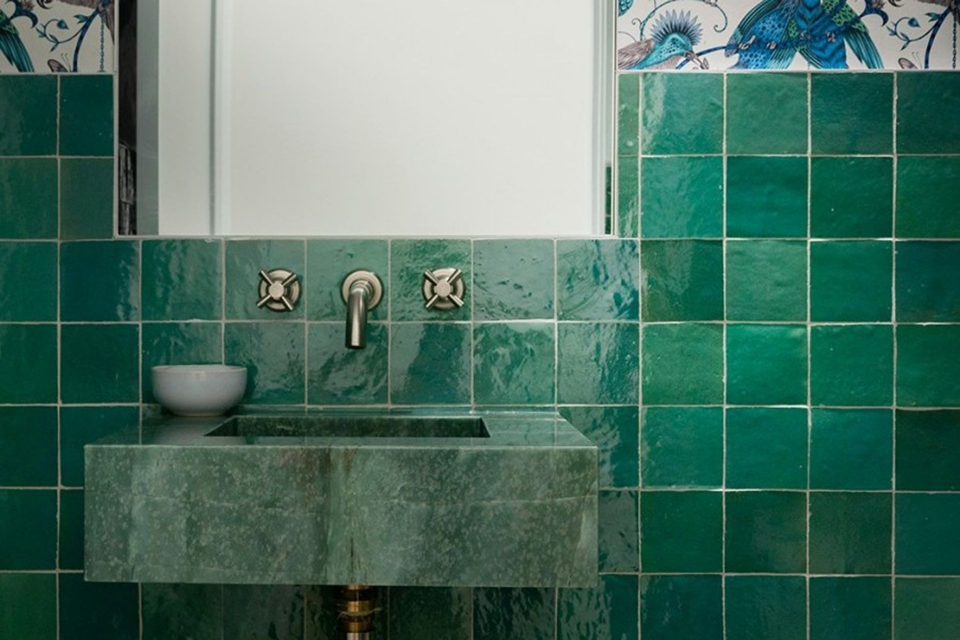 Bronte House by Alice Kerrison & Kate Bell is bold and contemporary | Photography by Anna Rees