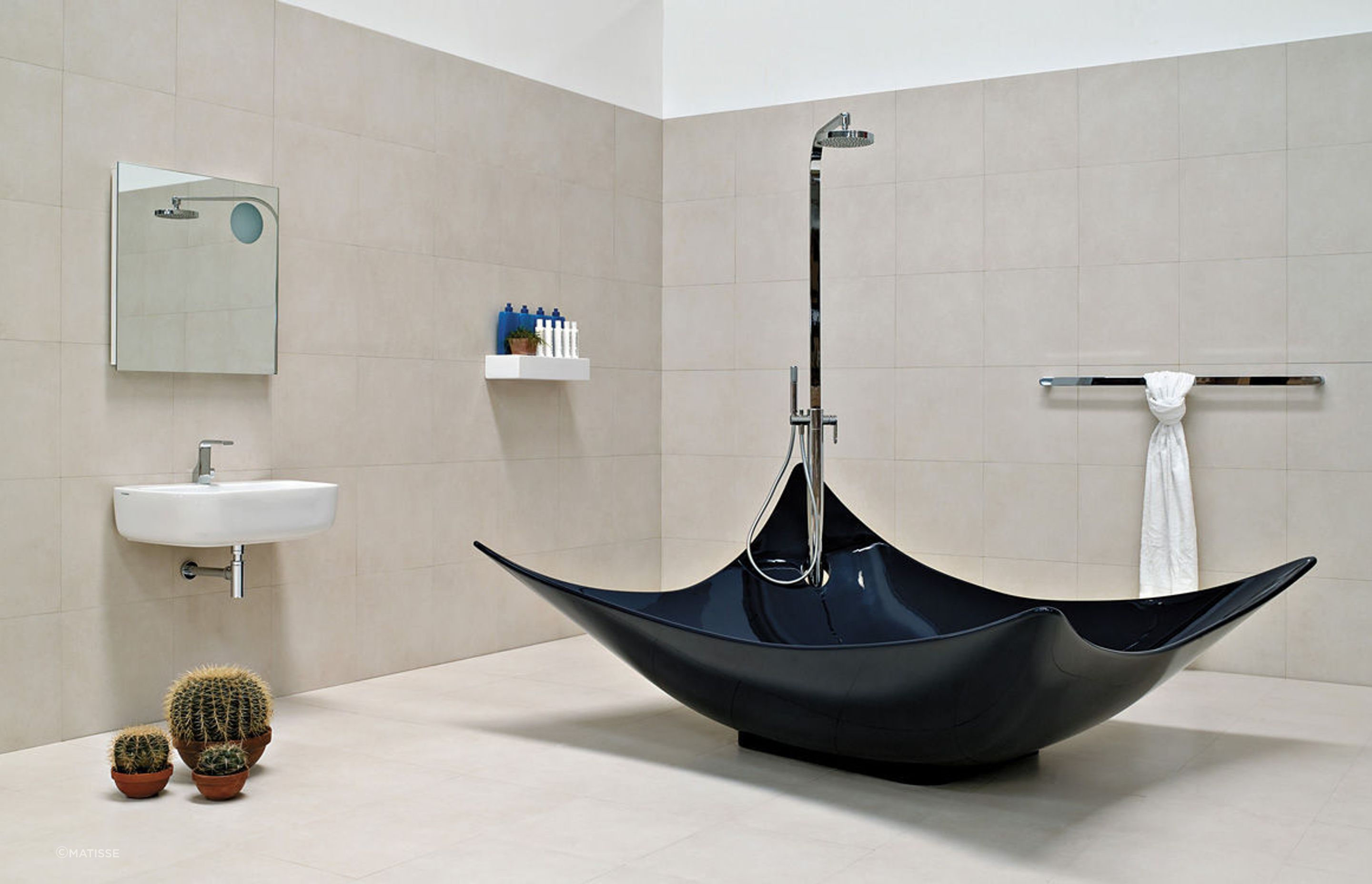 The Leggera bath takes design cues from an unusual source: a folded tissue.