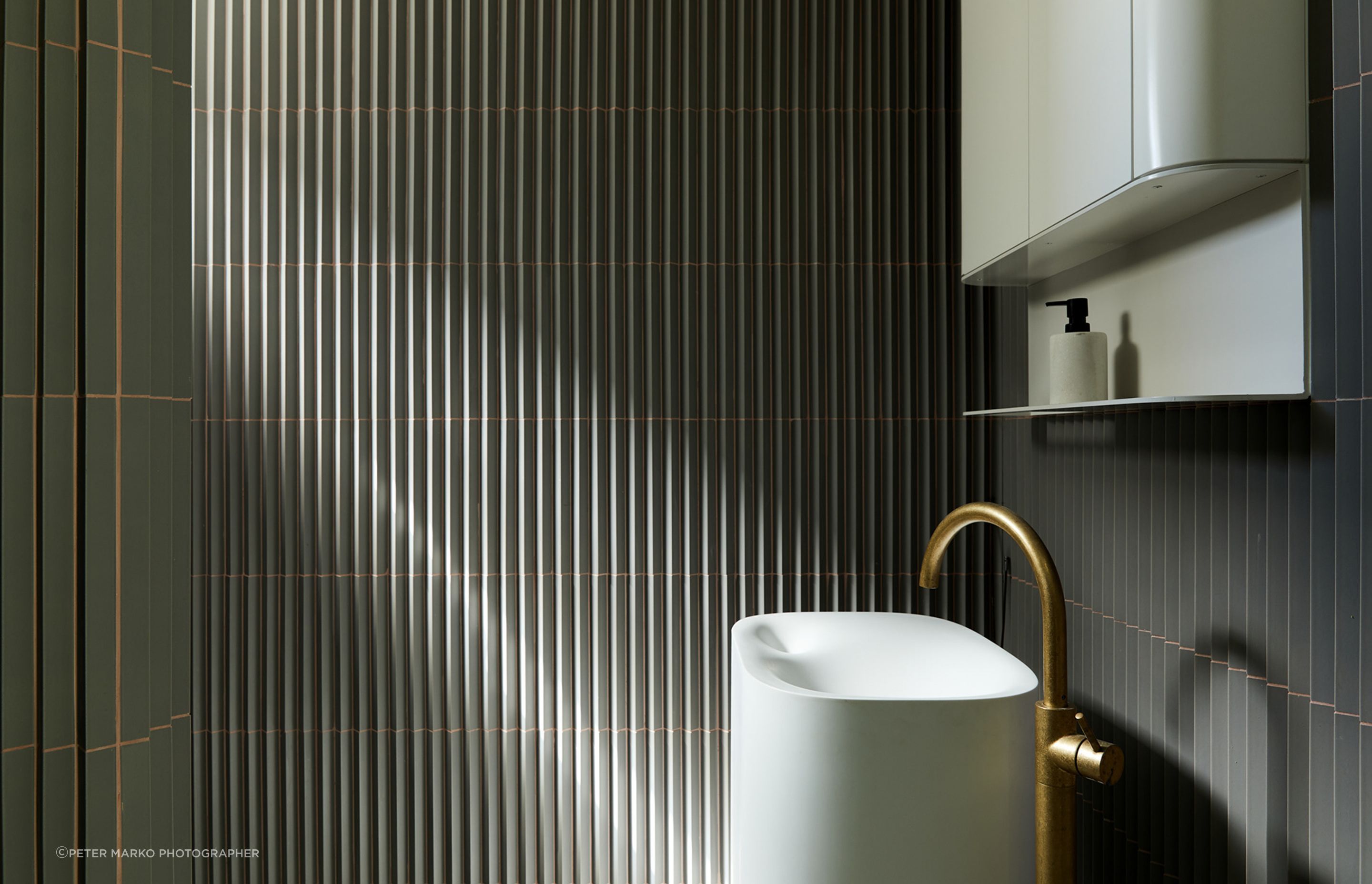 Textured tiles a treat to the eye at Malvern Residence