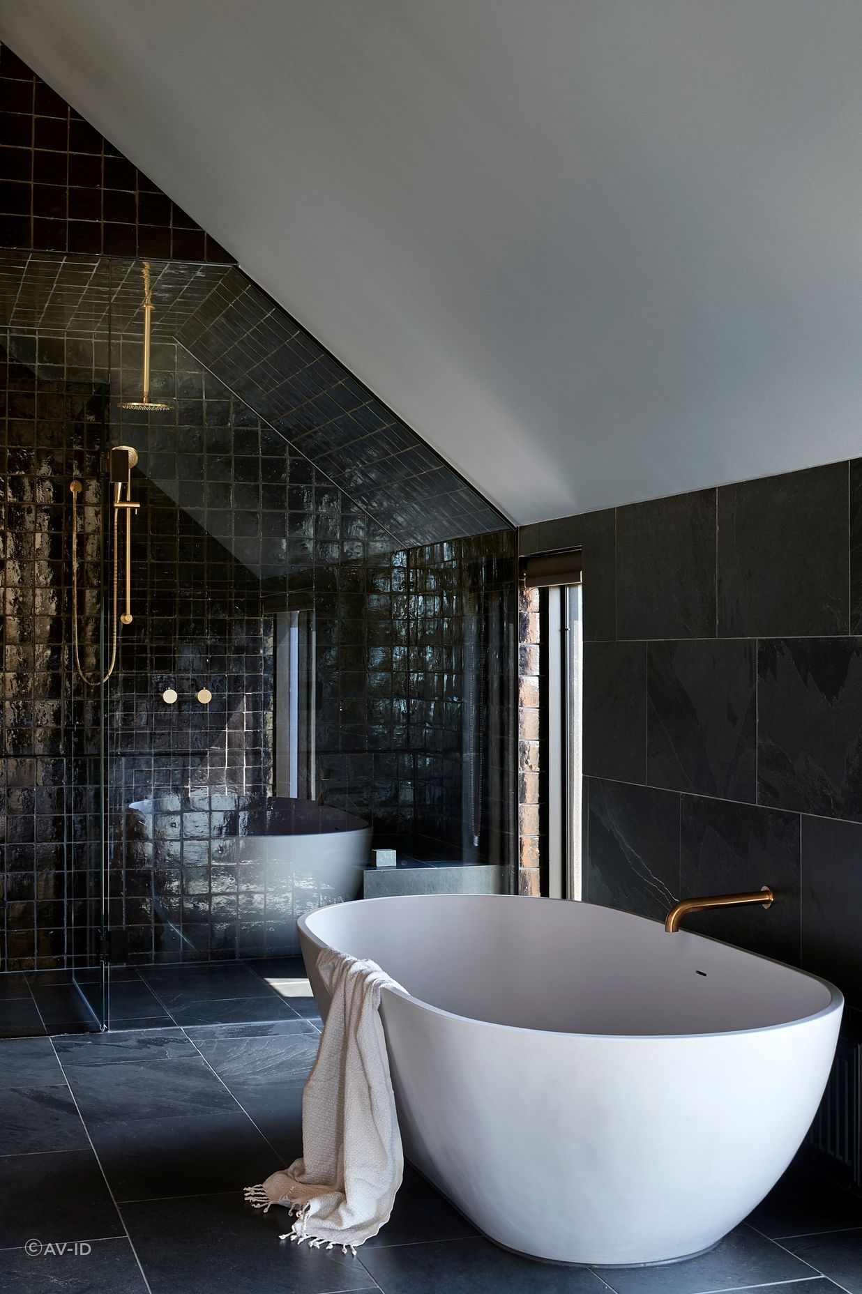 An oversized glass shower at Flinders Residence