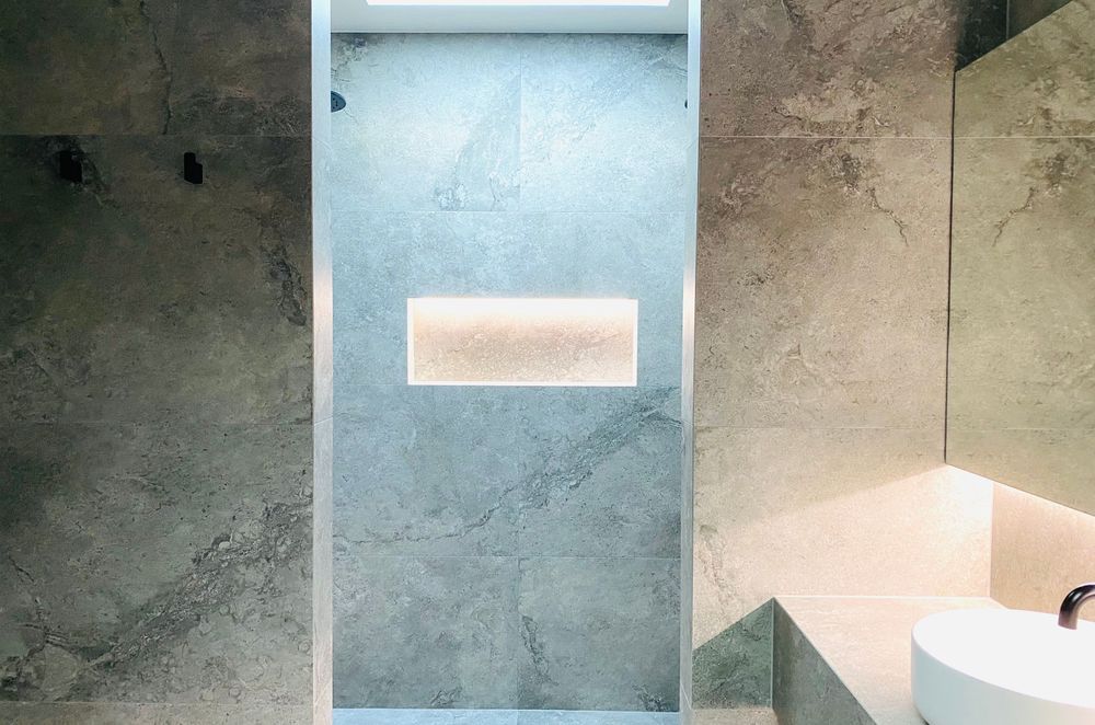 Auburn Bathroom by O P Projects