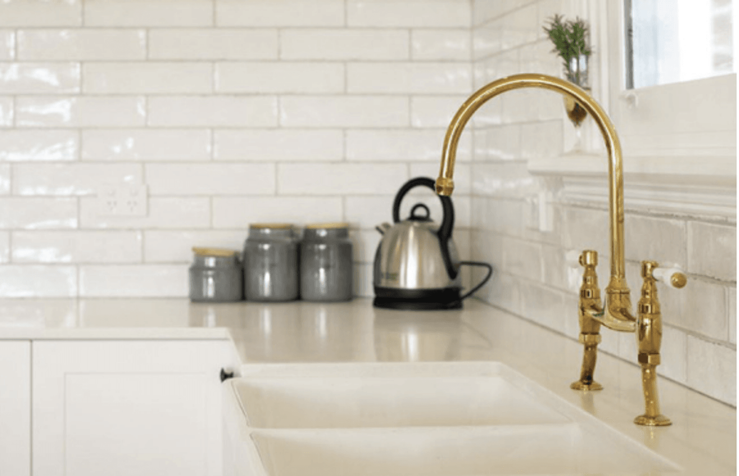 A SPECIFIER’S GUIDE TO DESIGN AND PLANNING CONSIDERATIONS FOR MODERN KITCHENS