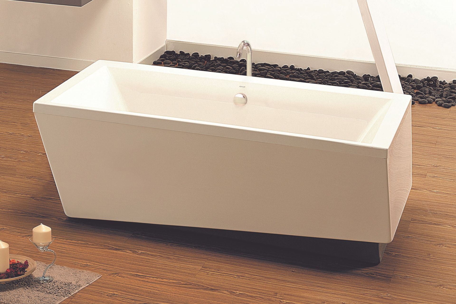The EVOK Rectangular bath uses strong angles to create an interesting and sharp design.