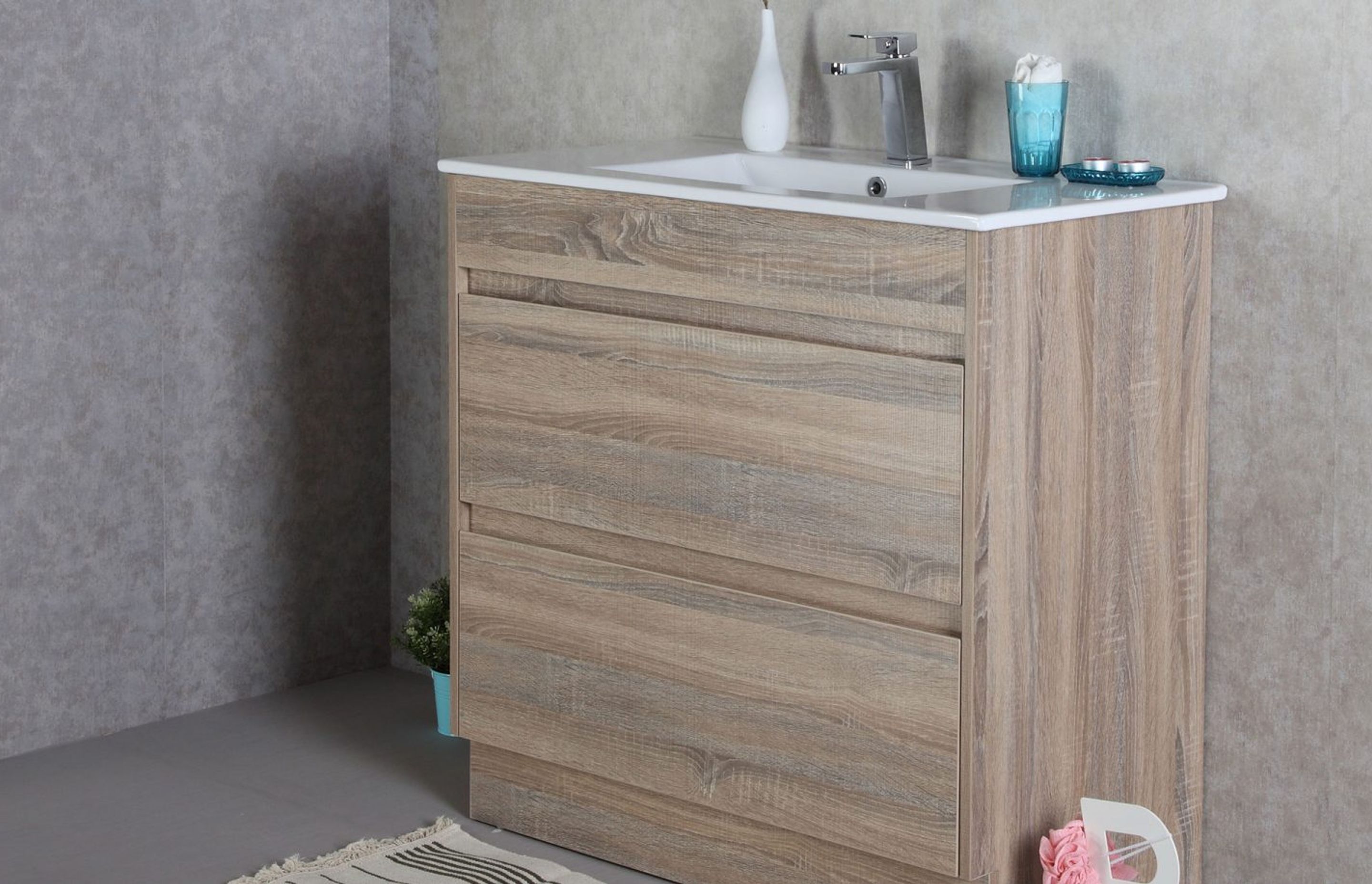 Ultimate Tiles - Leo Vanity