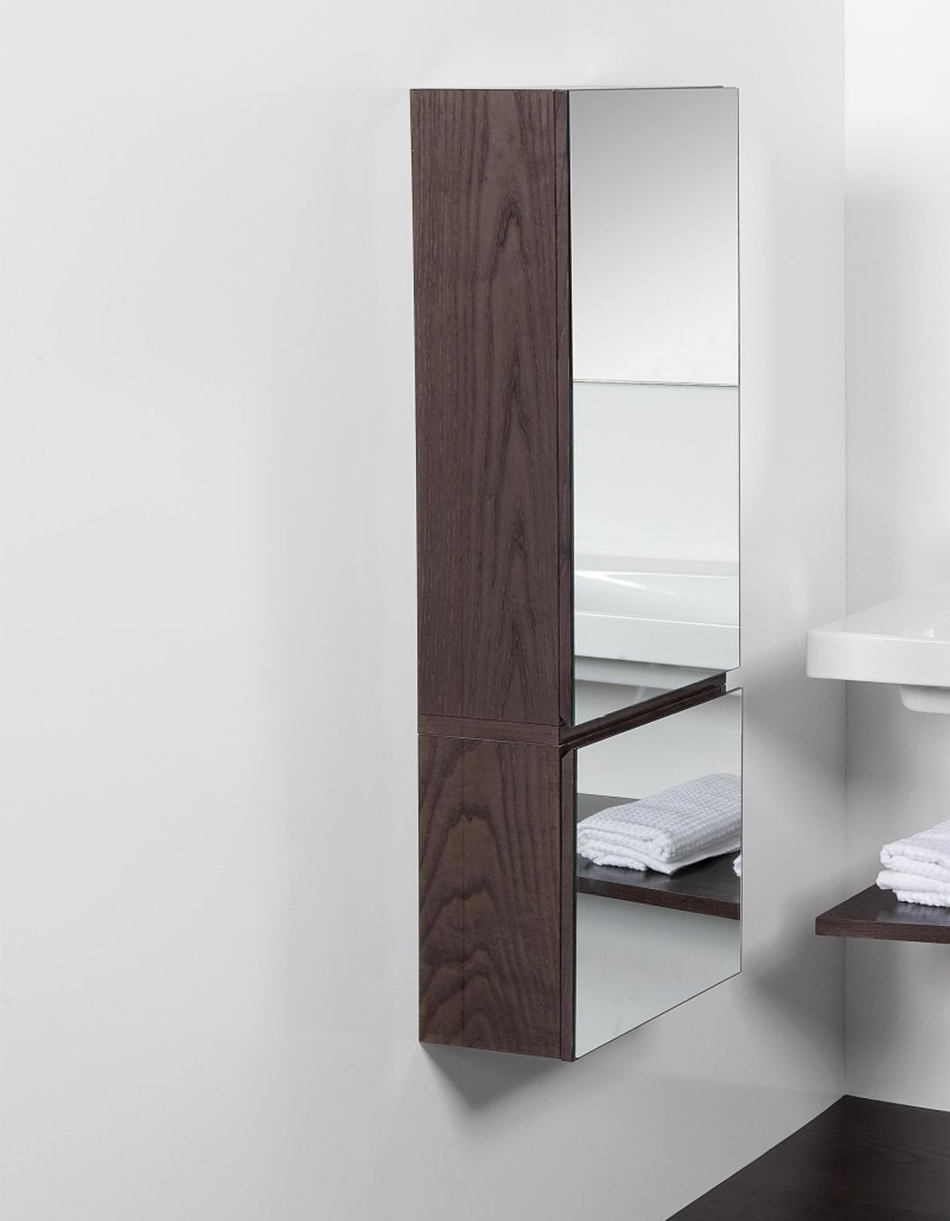 Tips for Maximising a Small Bathroom