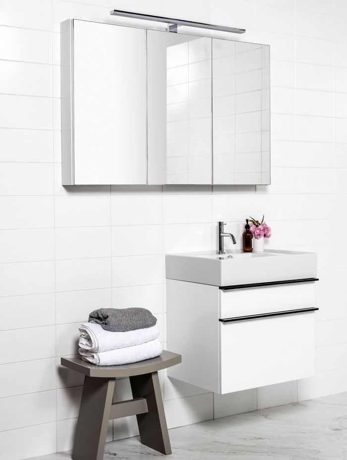 Tips for Maximising a Small Bathroom