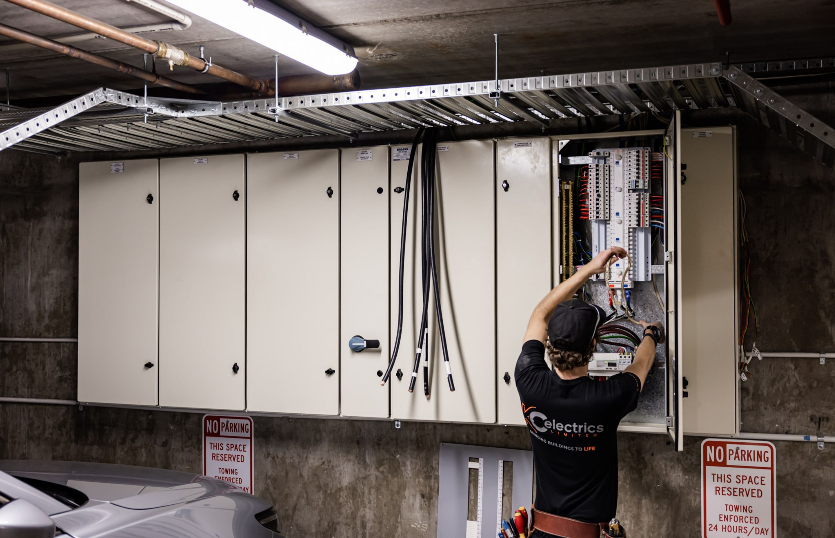 The Level 1 central distribution switchboard is installed and final connections are completed.