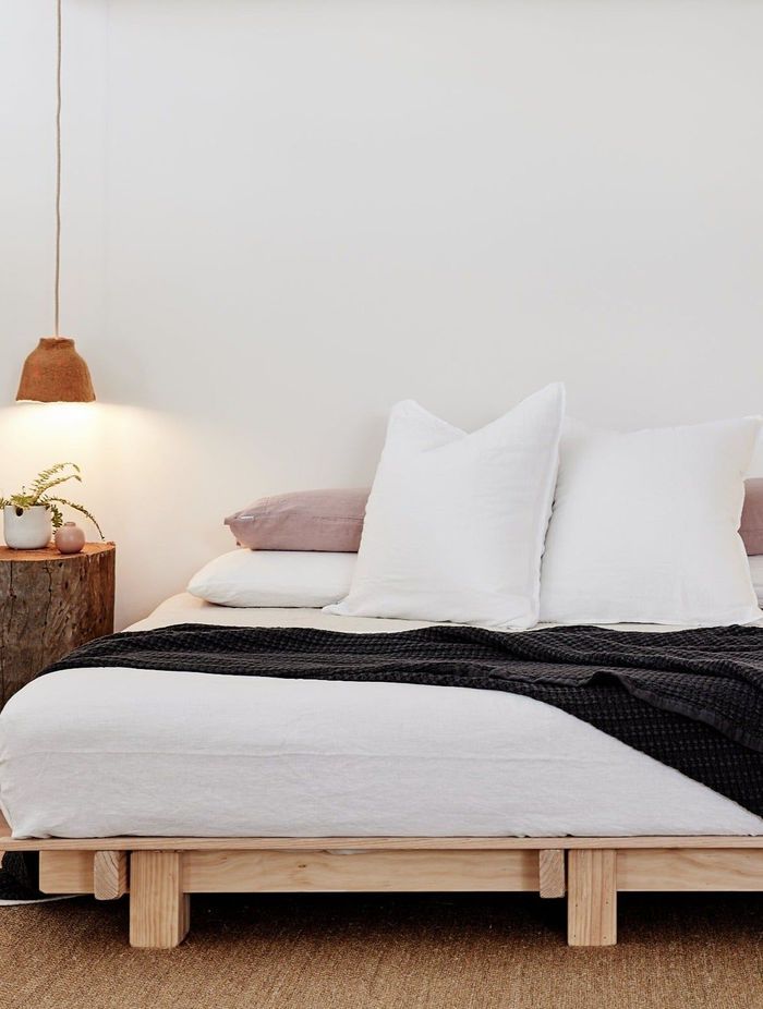 One of the newer designs in The Natural Bedding Company's collection, the Dreamer Mattress features five layers of varied density Organic Latex wrapped in natural wool that works to minimise partner disturbance and increase comfort. This intricate layering creates a luxurious feel, with customers often describing the Dreamer as feeling like a hotel-style mattress.