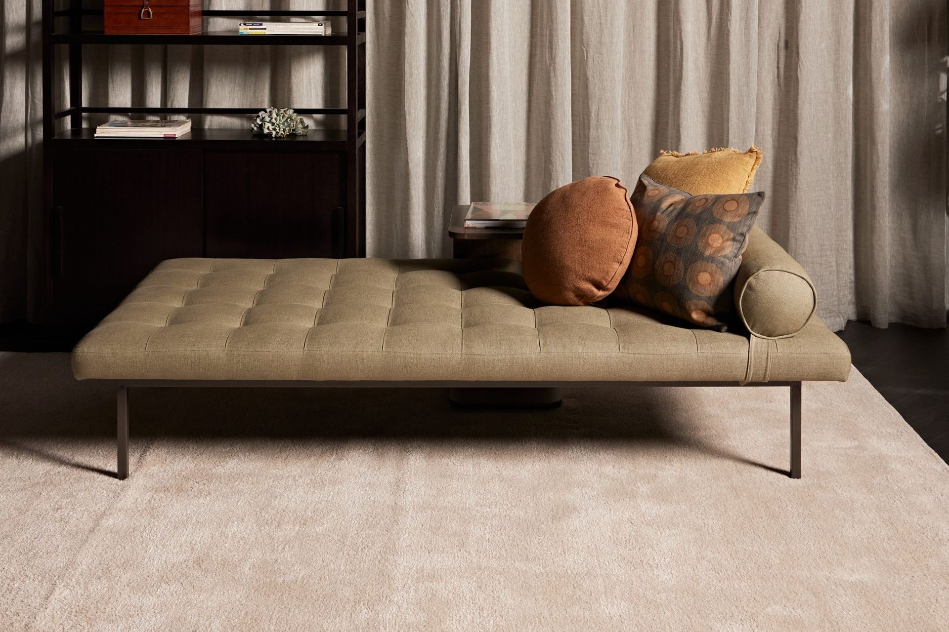 The Ora Shaggy Sand rug is a luxurious shag pile rug that is both sophisticated and cosy