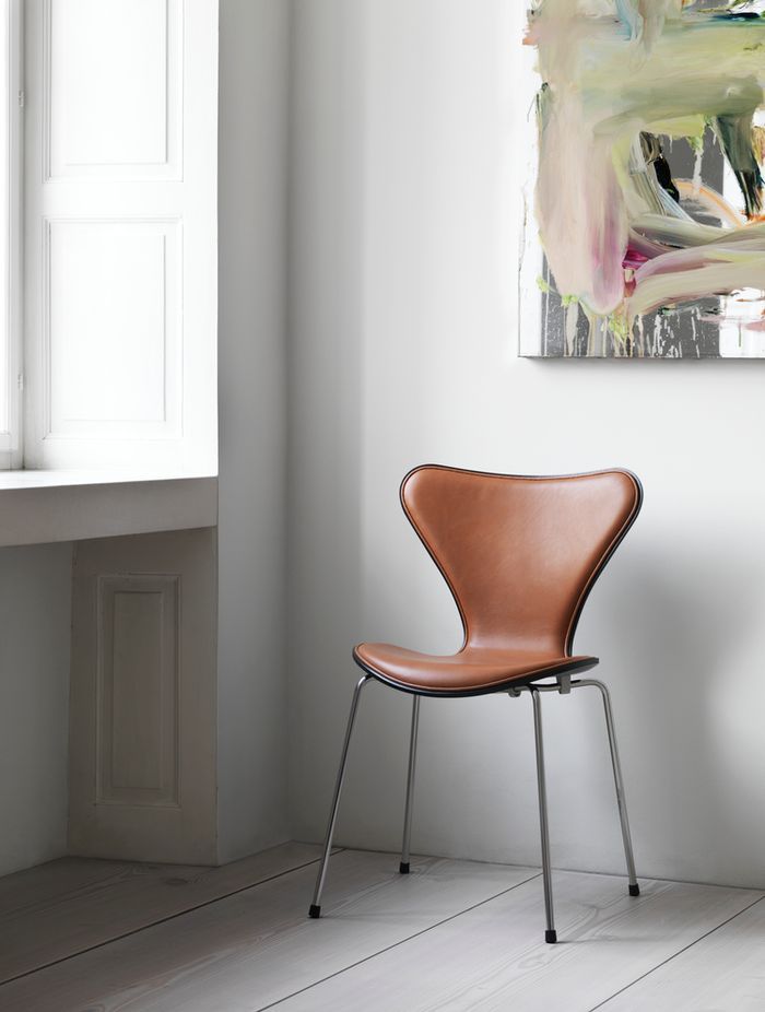 Fritz Hansen ‘3107 Chair’ by Arne Jacobsen