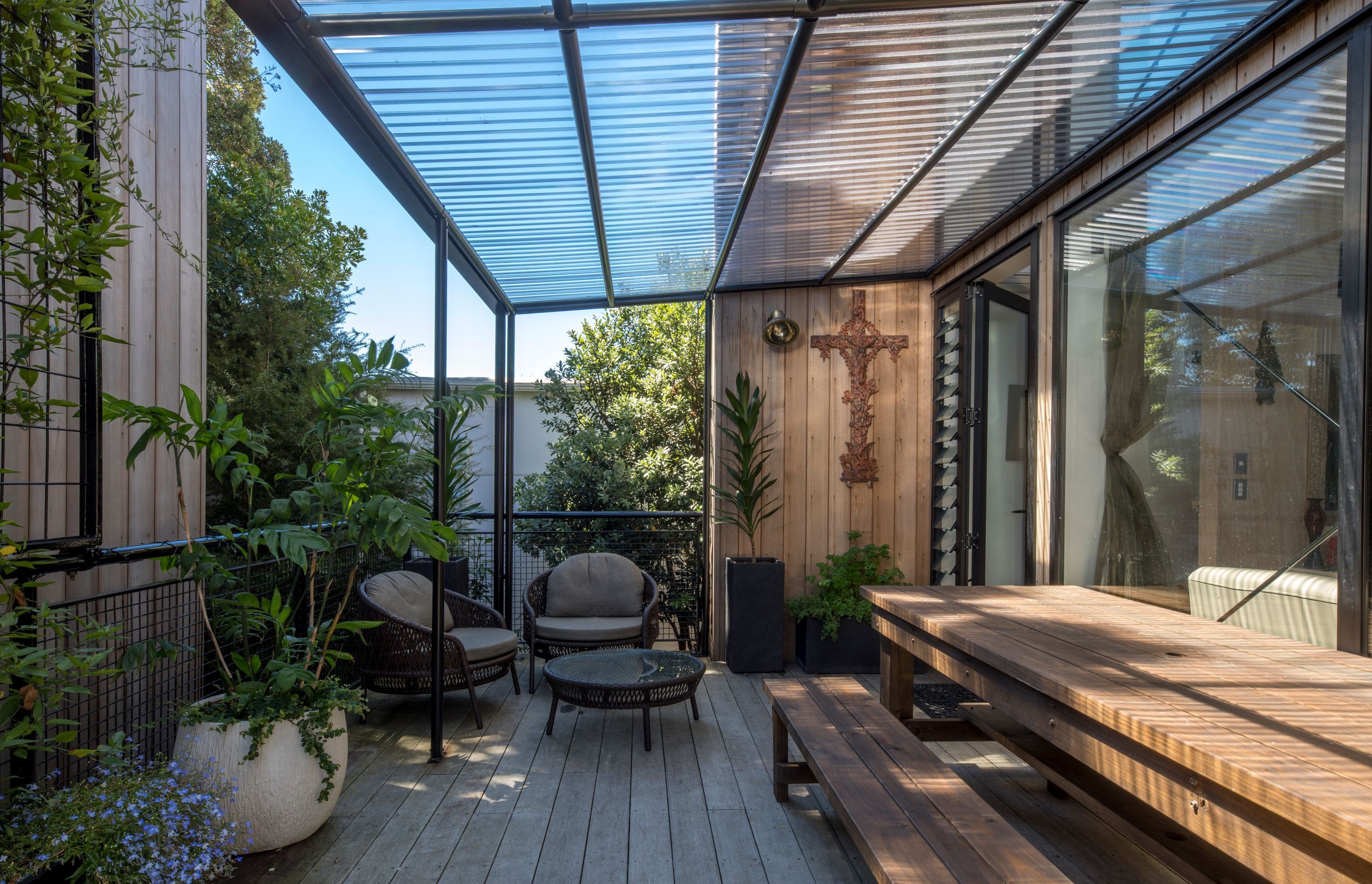 An outdoor shelter can be a wonderful extension to the internal living space.
